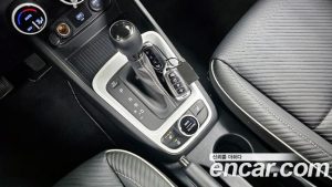 Hyundai Venue 1.6 Flux 2020 года из Южной Кореи