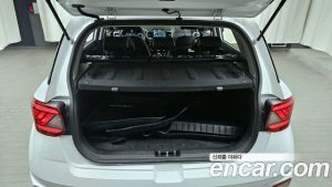 Hyundai Venue 1.6 Flux 2020 года из Южной Кореи