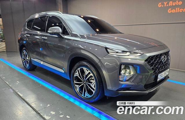 Hyundai Santafe Бензин 2.0T 2WD 2020 года из Кореи