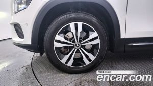 Mercedes-Benz GLB-Class GLB220 2021 года из Южной Кореи