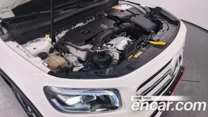 Mercedes-Benz GLB-Class GLB220 2021 года из Южной Кореи