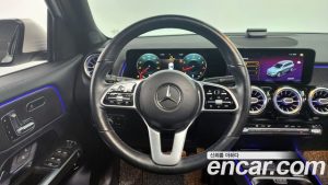Mercedes-Benz GLB-Class GLB220 2021 года из Южной Кореи