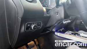 Mercedes-Benz GLB-Class GLB220 2021 года из Южной Кореи