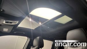 Mercedes-Benz GLB-Class GLB220 2021 года из Южной Кореи