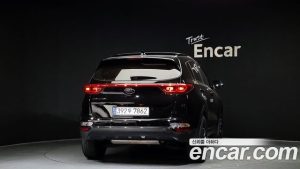Kia Sportage Бензин 2.0 2WD 2022 года из Южной Кореи