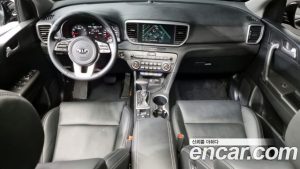 Kia Sportage Бензин 2.0 2WD 2022 года из Южной Кореи