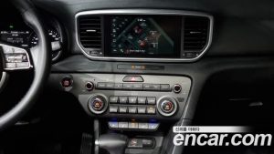 Kia Sportage Бензин 2.0 2WD 2022 года из Южной Кореи