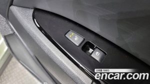 Kia Sportage Signature Gravity 2WD 2023 года из Южной Кореи