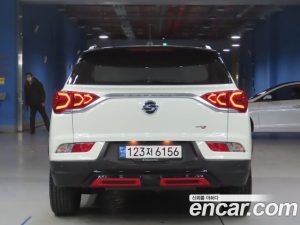 Ssangyong KORANDO Бензин 1.5 2WD R-플러스 2022 года из Южной Кореи