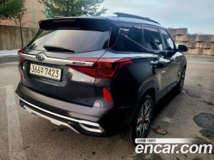 Kia Seltos Бензин 1.6 Turbo 2WD 2021 года из Южной Кореи