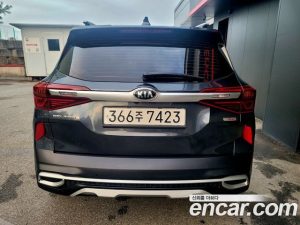 Kia Seltos Бензин 1.6 Turbo 2WD 2021 года из Южной Кореи