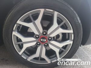 Kia Seltos Бензин 1.6 Turbo 2WD 2021 года из Южной Кореи
