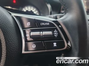 Kia Seltos Бензин 1.6 Turbo 2WD 2021 года из Южной Кореи