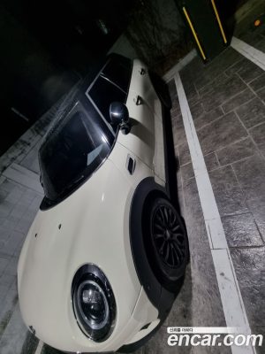 Mini Clubman CLASSIC COMFORT PACK 2021 года из Южной Кореи