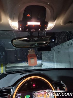 Mini Clubman CLASSIC COMFORT PACK 2021 года из Южной Кореи