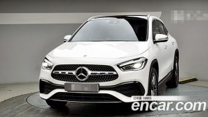 Mercedes-Benz GLA-Class GLA250 4MATIC 2021 года из Южной Кореи