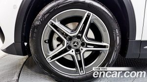 Mercedes-Benz GLA-Class GLA250 4MATIC 2021 года из Южной Кореи