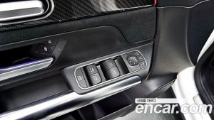 Mercedes-Benz GLA-Class GLA250 4MATIC 2021 года из Южной Кореи