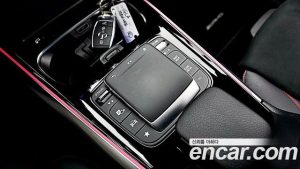 Mercedes-Benz GLA-Class GLA250 4MATIC 2021 года из Южной Кореи