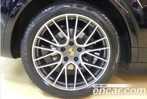 Porsche Cayenne 3.0 2020 года из Южной Кореи