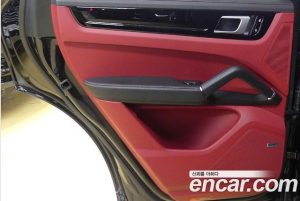 Porsche Cayenne 3.0 2020 года из Южной Кореи