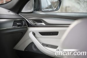 BMW M5 2020 года из Южной Кореи