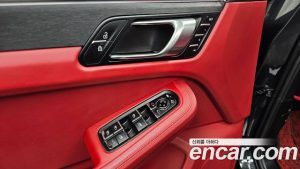 Porsche Macan 2.9 GTS 2020 года из Южной Кореи