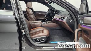 BMW 5-Series 520i M Sport 2020 года из Южной Кореи