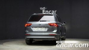 Volkswagen Tiguan 2.0 TDI Prestige 2020 года из Южной Кореи
