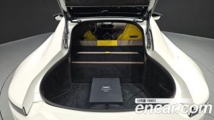 Astonmartin Vantage 4.0 V8 Coupe 2020 года из Южной Кореи