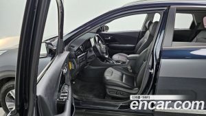 Kia Niro 1.6 HEV 2020 года из Южной Кореи