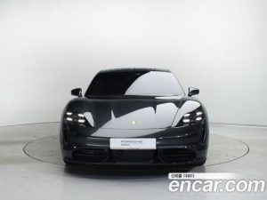 Porsche Taycan Turbo 2023 года из Южной Кореи