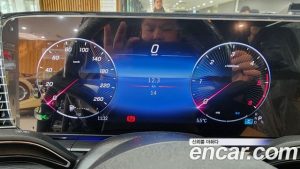 Mercedes-Benz GLS-Class GLS400d 4MATIC 2024 года из Южной Кореи