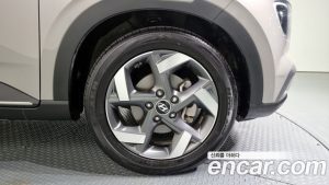 Hyundai Venue 1.6 Flux 2020 года из Южной Кореи