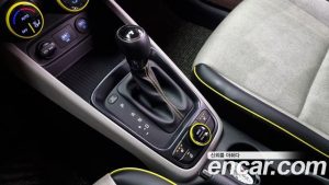 Hyundai Venue 1.6 Flux 2020 года из Южной Кореи