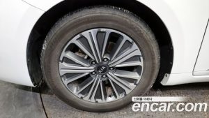 Kia K7 Signature 2020 года из Южной Кореи