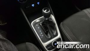Hyundai Venue 1.6 Smart 2020 года из Южной Кореи
