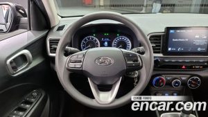 Hyundai Venue 1.6 Smart 2020 года из Южной Кореи
