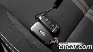 Hyundai Venue 1.6 Smart 2020 года из Южной Кореи