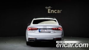 Audi A5 40 TFSI 4WD Premium Sportback 2023 года из Южной Кореи