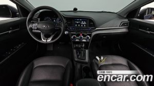 Hyundai AVANTE 1.6 2020 года из Южной Кореи