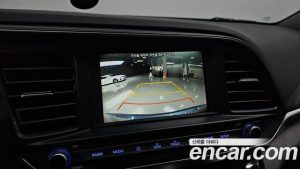 Hyundai AVANTE 1.6 2020 года из Южной Кореи