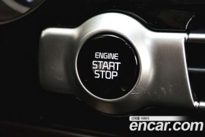 Kia Seltos Бензин 1.6 Turbo 2WD 2022 года из Южной Кореи