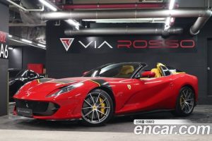 Ferrari 812 6.5 V12 2021 года из Южной Кореи