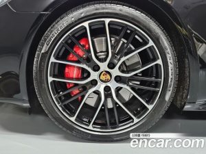 Porsche Panamera 4.0 GTS 2021 года из Южной Кореи
