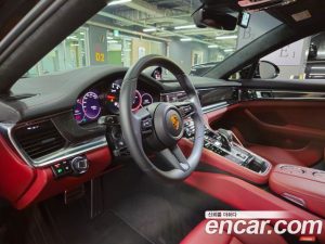 Porsche Panamera 4.0 GTS 2021 года из Южной Кореи