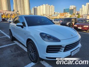 Porsche Cayenne 3.0 E-하이브리드 2020 года из Южной Кореи
