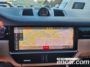Porsche Cayenne 3.0 E-하이브리드 2020 года из Южной Кореи