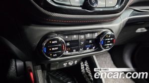 ChevroletGMDaewoo Trailblazer 1.3 Turbo 4WD 2021 года из Южной Кореи