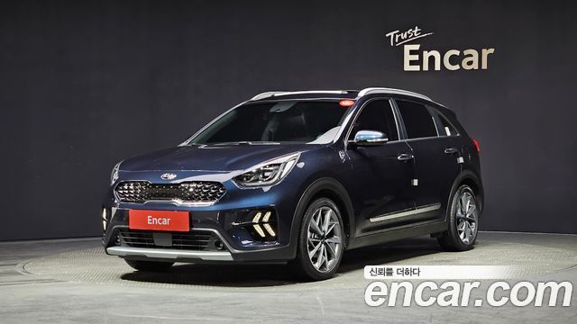 Kia Niro 1.6 HEV 2020 года из Кореи